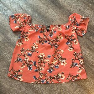 Daytrip Women’s XS Boho Floral Blouse
